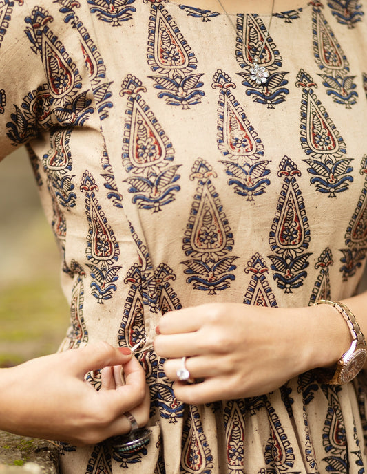 Lekha - Kalamkari Cotton Dress - Feeding
