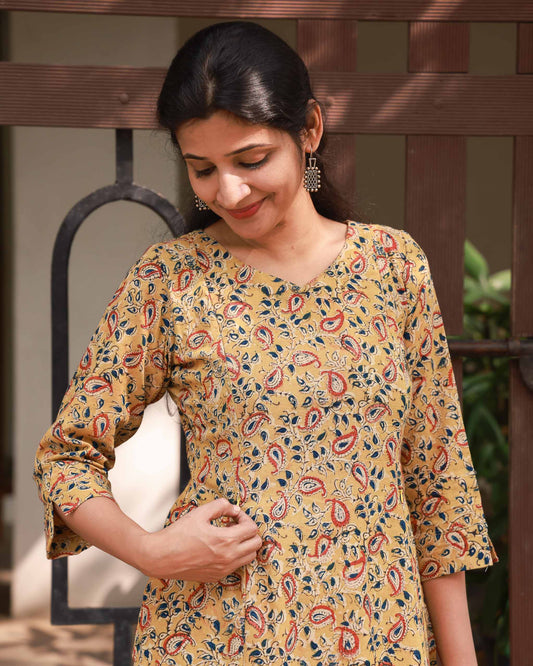 Gita - Kalamkari Kurti - Feeding