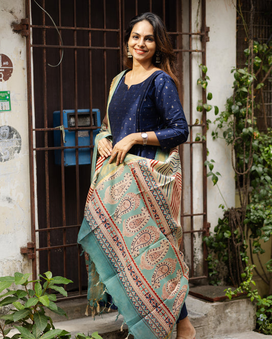 Roshni : Festive Regular Set