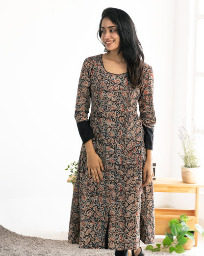 Krishna - Kalamkari Cotton Kurti - PRE ORDER - Feeding