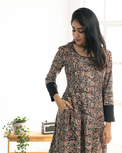 Krishna - Kalamkari Cotton Kurti - PRE ORDER - Feeding