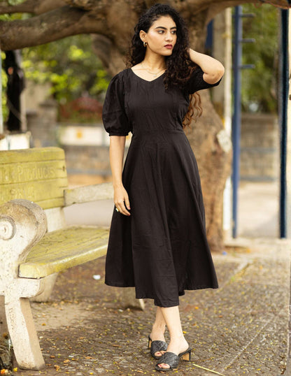Yamini - Black Dress - Feeding