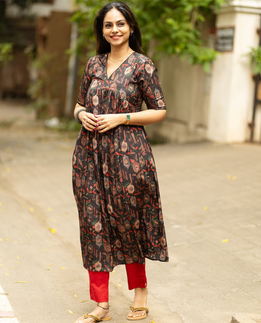 Night Orchid - Rayon Kurti - Feeding