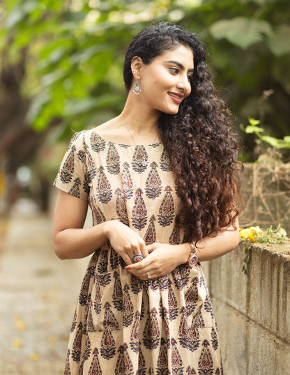 Lekha - Kalamkari Cotton Dress - Feeding