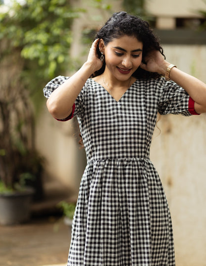 Dvithi : Cotton Checks Dress - Regular