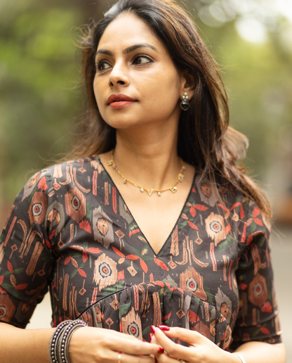 Night Orchid - Rayon Kurti - Feeding