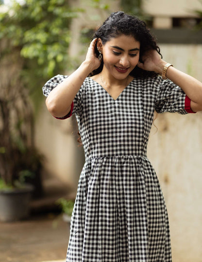 Dvithi - Cotton Checks Dress - Feeding
