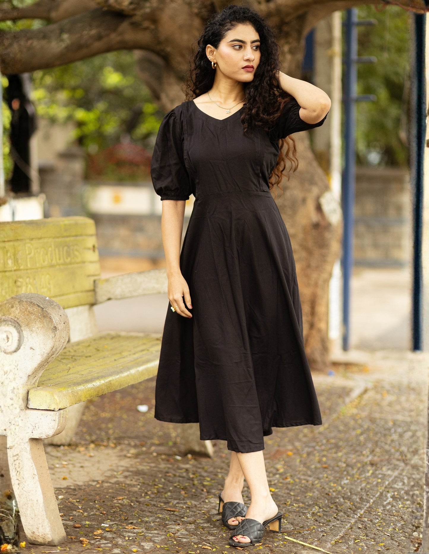 Yamini : Black Dress - Regular