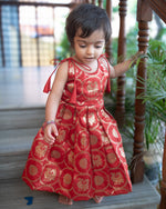 Load image into Gallery viewer, Arushi Mini - Festive
