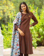 Load image into Gallery viewer, Dhaanya - Nursing Festive Silk Kurti set &amp; Dupatta
