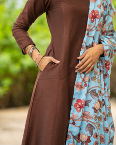 Dhaanya - Nursing Festive Silk Kurti set & Dupatta