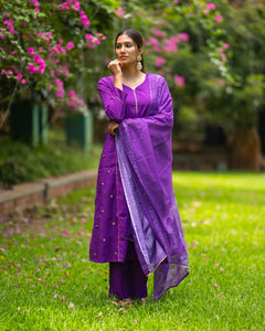 Gaja  - Nursing Festive Silk Kurti set & Dupatta
