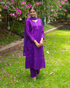Gaja  - Nursing Festive Silk Kurti set & Dupatta