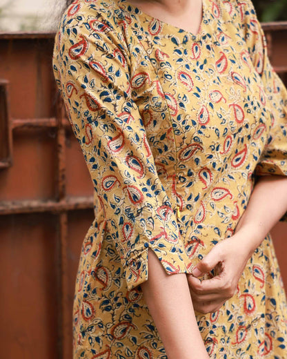 Gita : Kalamkari Kurti Regular