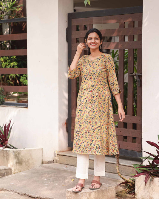Gita : Kalamkari Kurti Regular