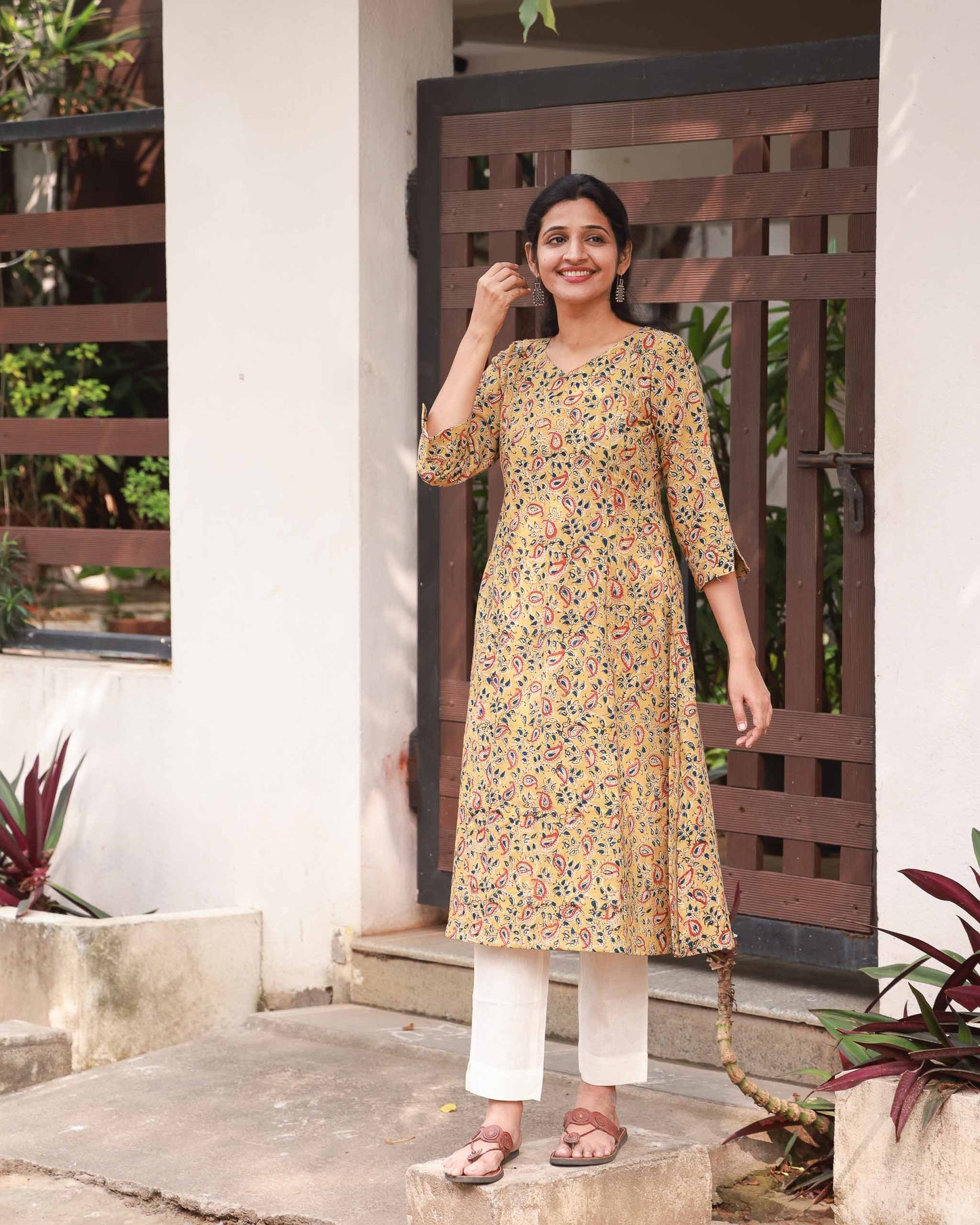 Gita - Kalamkari Kurti - Feeding