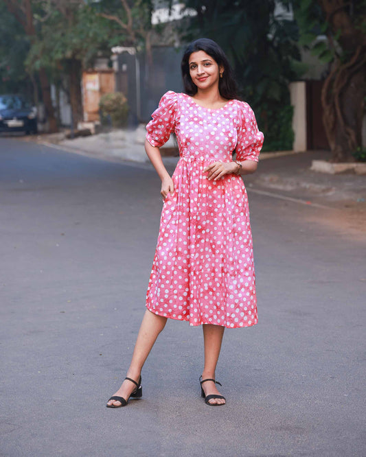 Kanmani- Pink Polka dress - Feeding