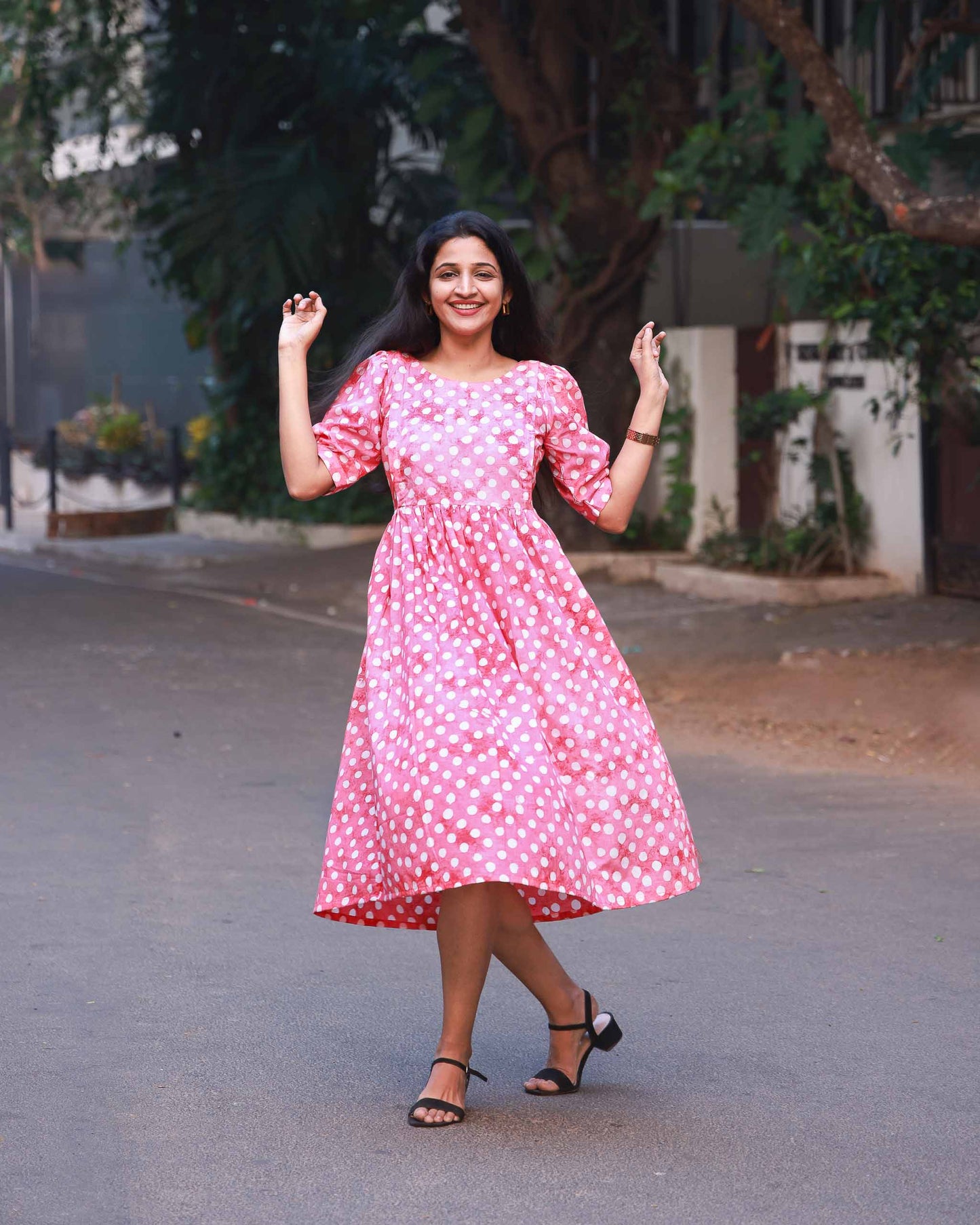 Kanmani- Pink Polka dress - Feeding