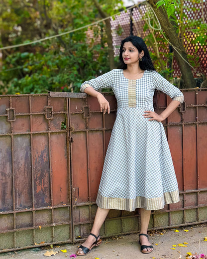 Misty Muse - Cotton Dress - Feeding & Regular