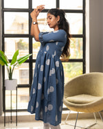 Load image into Gallery viewer, Neela- kurti/ Dress
