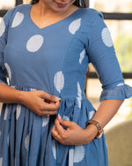 Load image into Gallery viewer, Neela- kurti/ Dress
