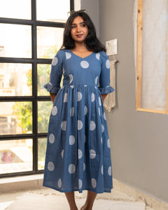 Neela- kurti/ Dress