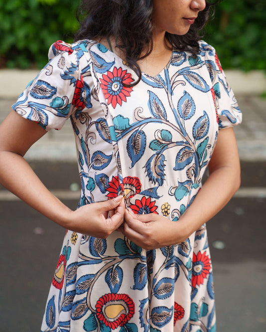 Riya - Summer Dress - Feeding