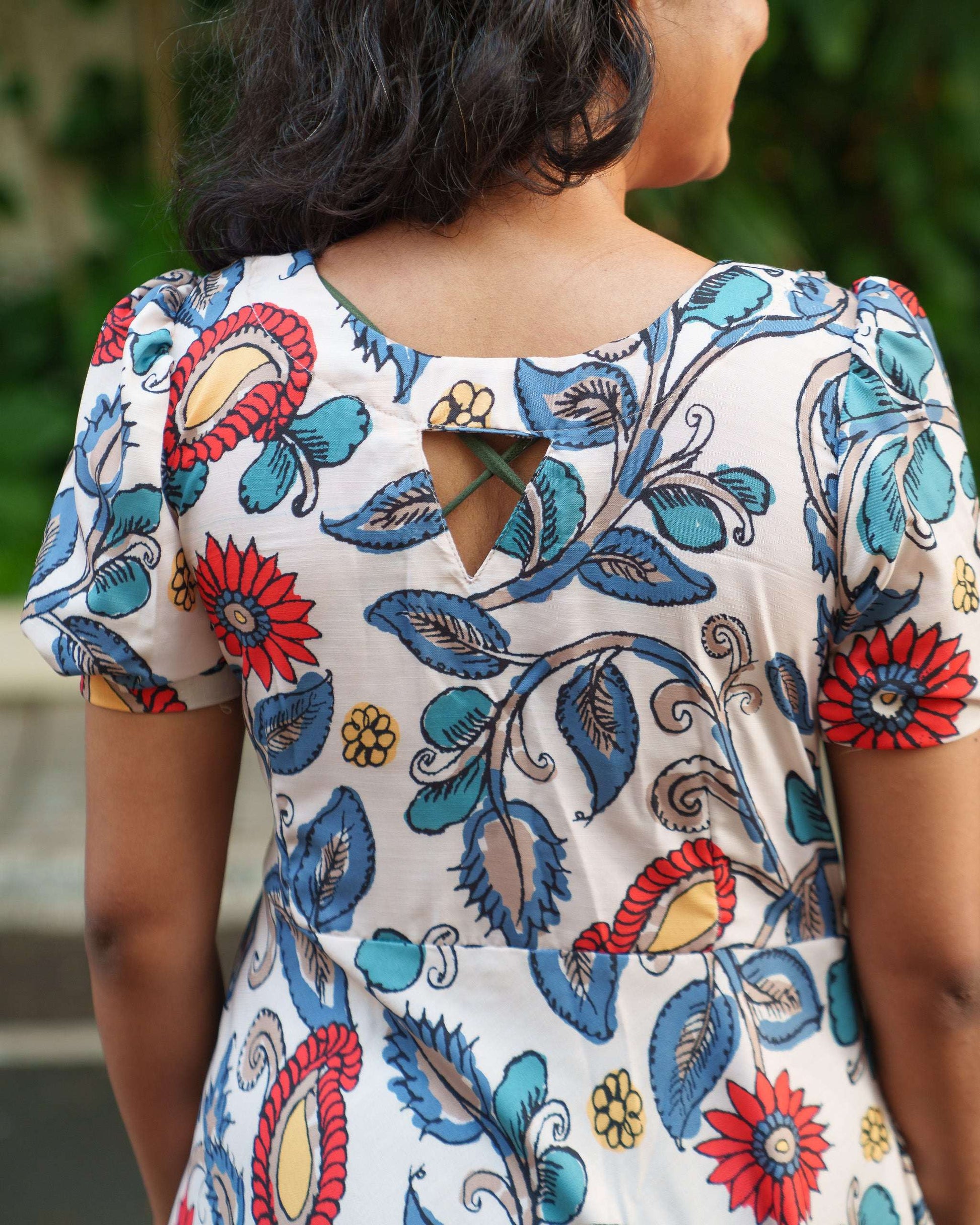 Riya - Summer Dress - Feeding