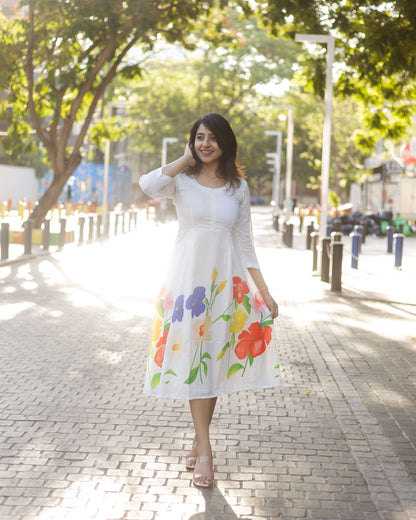 Secret Garden - Floral Feeding / Regular Dress