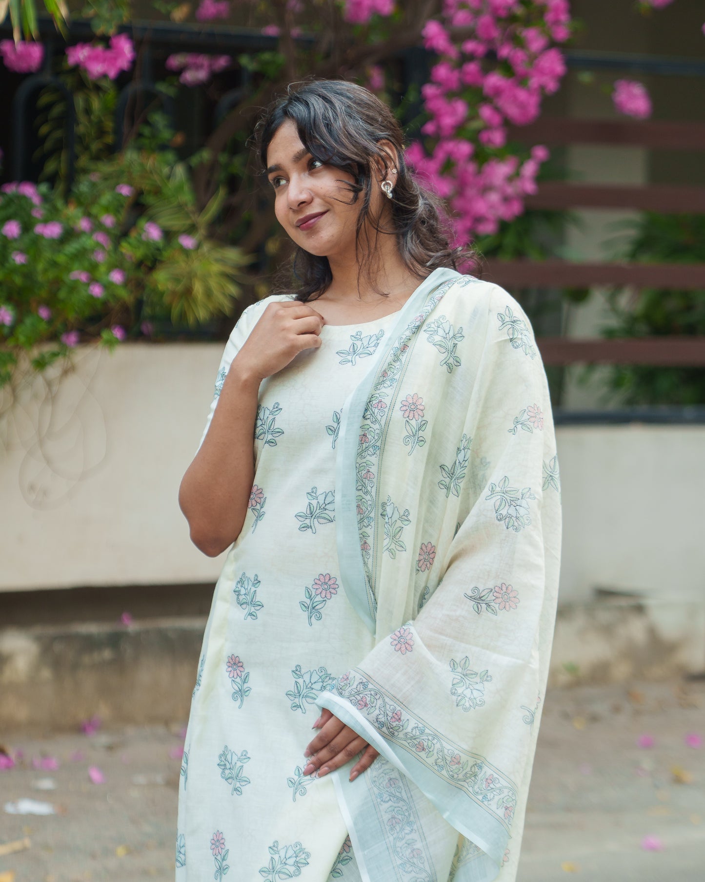 Siya Green - Kurti with Dupatta - Feeding
