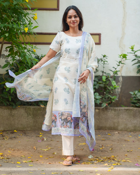 Siya Lavendar - Kurti with Dupatta - Feeding
