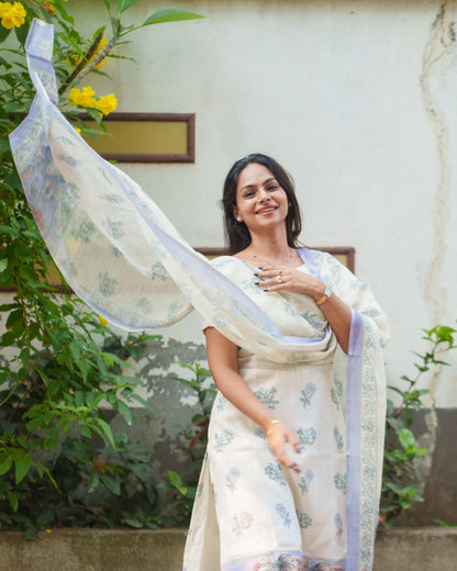 Siya Lavendar - Kurti with Dupatta - Feeding