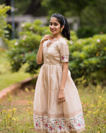 Load image into Gallery viewer, Thara - Onam Dress - Regular
