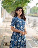 Load image into Gallery viewer, Vanathi - Summer Nursing Dress
