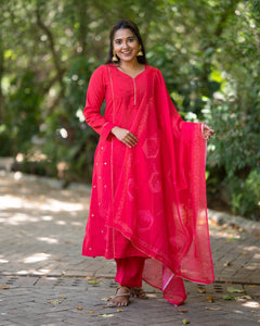 Veera  - Nursing Festive Silk Kurti set & Dupatta