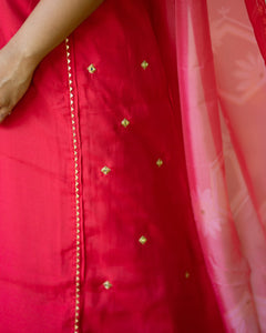 Veera  - Nursing Festive Silk Kurti set & Dupatta