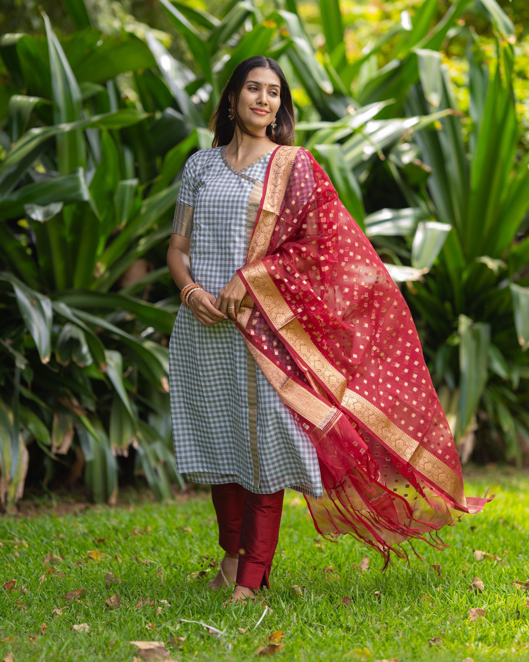 Vidya - Festive Kurti set with Dupatta