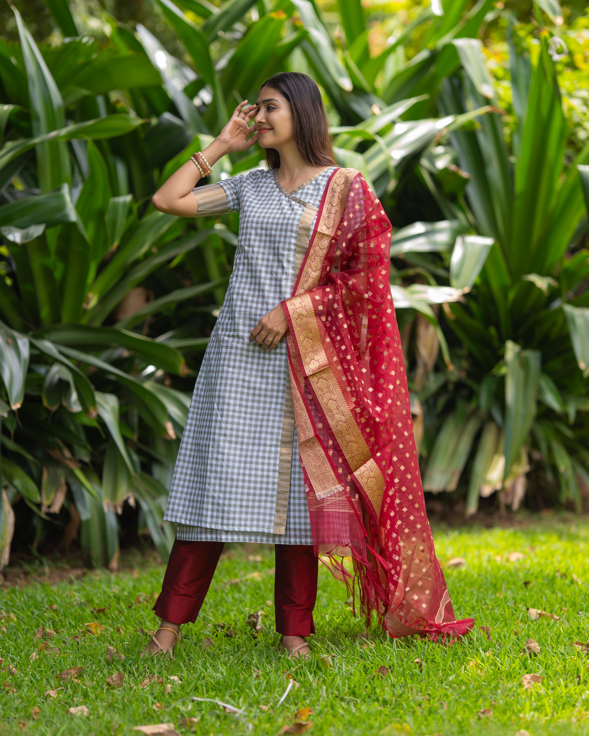 Vidya - Nursing Festive Kurti set with Dupatta