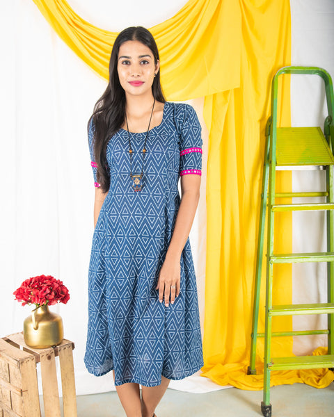 Buy Indigo Blue Printed Cotton Kurti Online in India | Indian fashion  dresses, Kurti designs, Indian designer outfits